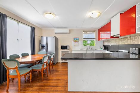 Property photo of 24 Nodding Avenue Frankston North VIC 3200