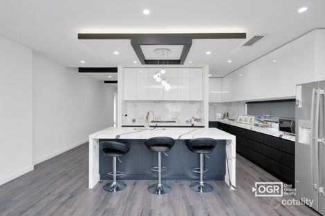 Property photo of 27 Groundberry Avenue Wallan VIC 3756