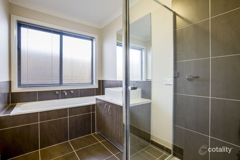 Property photo of 2/1 Cromarty Circuit Darley VIC 3340