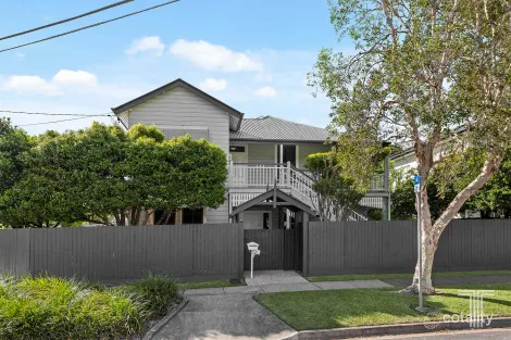 Property photo of 41 Riddings Street Coorparoo QLD 4151