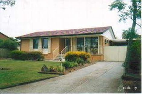 30 Simeon Cres, Morphett Vale, SA 5162