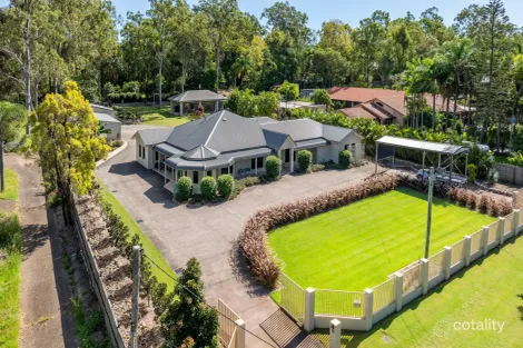 Property photo of 12 Clarence Drive Helensvale QLD 4212