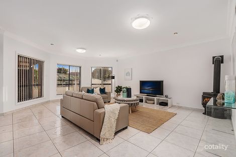 Property photo of 2 Tulip Grove Fairfield West NSW 2165