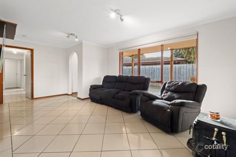 Property photo of 31 Strong Drive Hampton Park VIC 3976