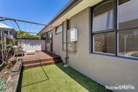 Property photo of 2/28 Peel Street Newport VIC 3015