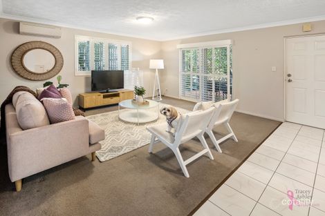 Property photo of 1/63 Kirkland Avenue Coorparoo QLD 4151