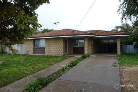 17 Magnolia Cres, Castletown, WA 6450