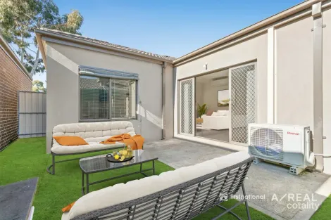 Property photo of 107 Grange Drive South Morang VIC 3752