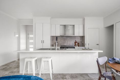 Property photo of 2/68 Mackellar Drive Roxburgh Park VIC 3064