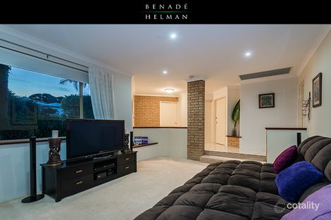 Property photo of 8 Stewart Way Kardinya WA 6163