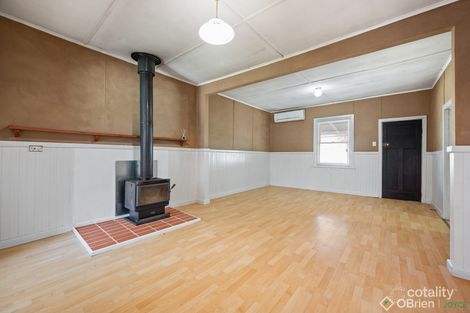 Property photo of 31 Colin Angus Drive Eldorado VIC 3746