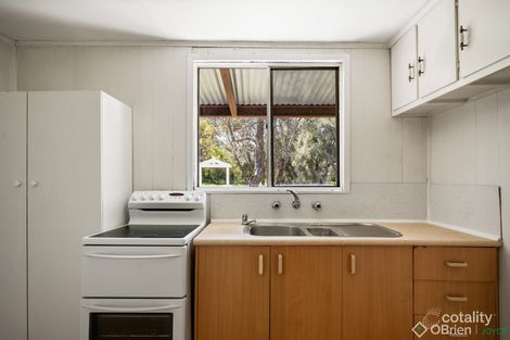 Property photo of 31 Colin Angus Drive Eldorado VIC 3746
