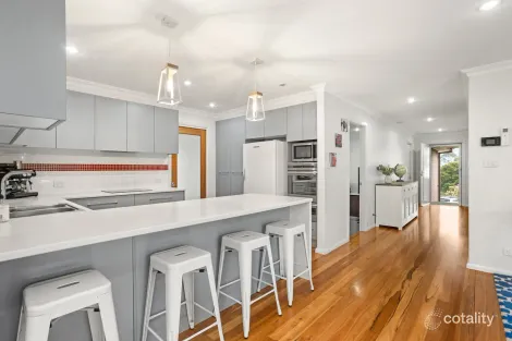 Property photo of 19 Riverlinks Court Taree NSW 2430