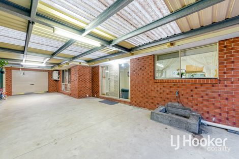 Property photo of 2 Jammon Close Hampton Park VIC 3976