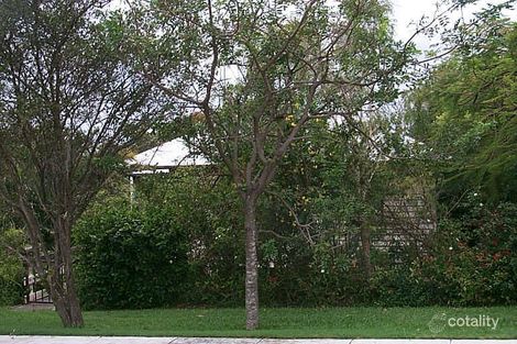 100 Raeburn St, Manly West, QLD 4179