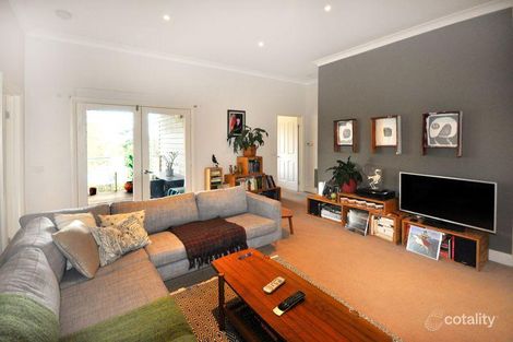 Property photo of 10 Affleck Street Warragul VIC 3820