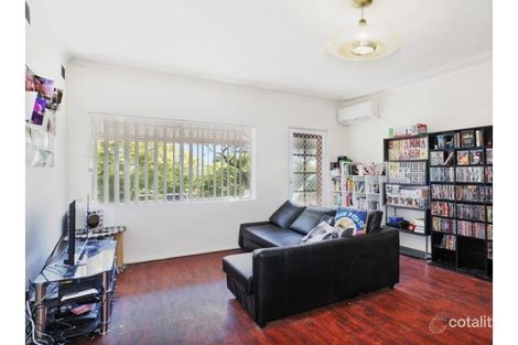 Property photo of 8/6-7 Kresser Grove Canterbury NSW 2193