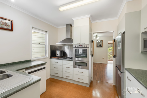 Property photo of 9 Beatty Street Mount Lofty QLD 4350