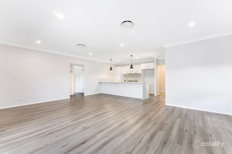 Property photo of 5 Agnes Place Thirlmere NSW 2572