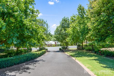 Property photo of 2 Greenland Drive Drouin VIC 3818