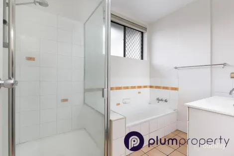 Property photo of 2/28 Bent Street Toowong QLD 4066