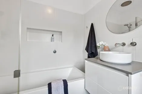 Property photo of 23 Gadd Street Oakleigh VIC 3166