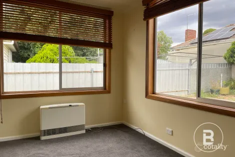 Property photo of 46 Sutton Road Maryborough VIC 3465