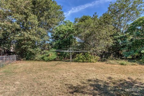 2 Boundary St, Bundamba, QLD 4304