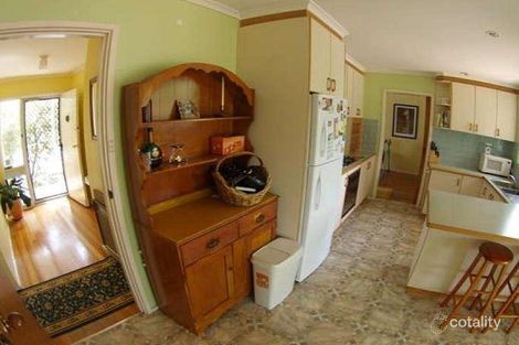 Property photo of 8 Kirkland Circuit Macgregor ACT 2615