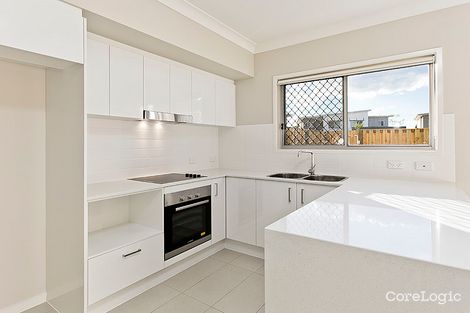 Property photo of 4/111 Leitchs Road South Albany Creek QLD 4035