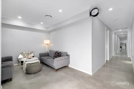 Property photo of 19 Lillywhite Circuit Oran Park NSW 2570