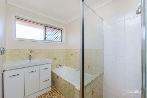 24 Niven St, Stafford Heights, QLD 4053