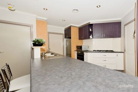 Property photo of 16 Stonehaven Circuit Queanbeyan East NSW 2620