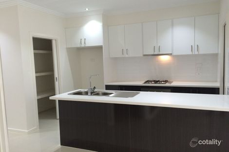 Property photo of 10/280 Pound Road Hampton Park VIC 3976