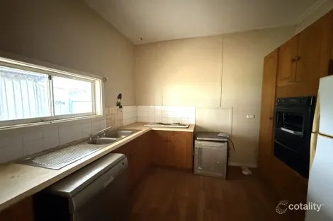 Property photo of 79 Edwards Street Young NSW 2594