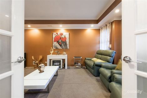 Property photo of 15 Normanby Bend Success WA 6164