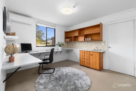 Property photo of 29 Beauty Crescent Surfside NSW 2536