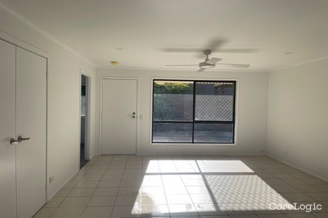 Property photo of 2/39 Alexander Drive Highland Park QLD 4211
