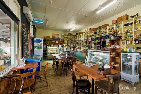 Property photo of 1 Templeton Street Guildford VIC 3451