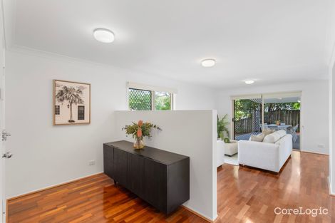 Property photo of 27 Hounslow Way Seventeen Mile Rocks QLD 4073