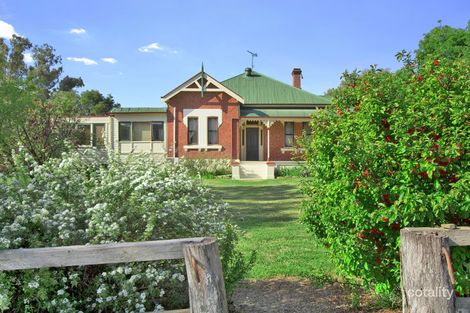 Property photo of 2 Kerridene Road Piallamore NSW 2340