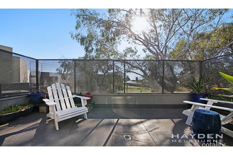 101/2 Vangelica Way, South Morang, VIC 3752