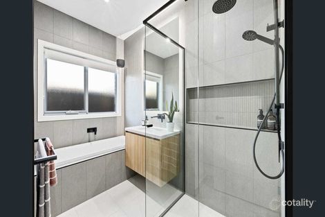 Property photo of 4 Adrianus Street Alfredton VIC 3350