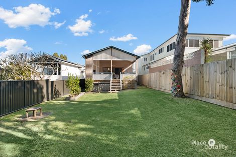 16 First St, Camp Hill, QLD 4152