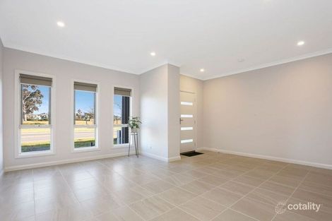 Property photo of 85 Balmain Road Mickleham VIC 3064