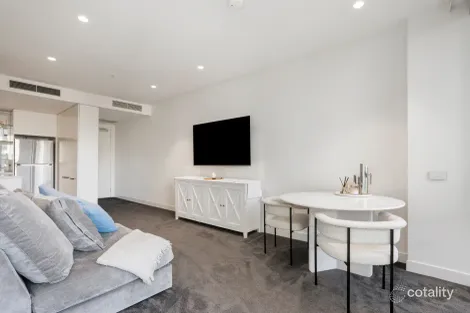 Property photo of 2002/1-9 Freshwater Place Southbank VIC 3006