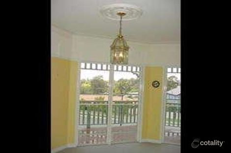 Property photo of 40 Hillenvale Avenue Arana Hills QLD 4054