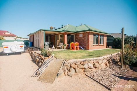 Property photo of 27 Middleton Avenue Paringa SA 5340