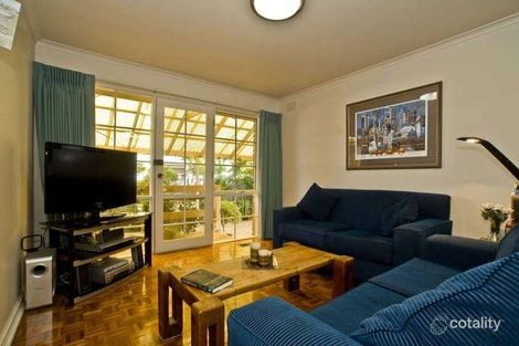 2 Gahnia Cl, Ringwood North, VIC 3134