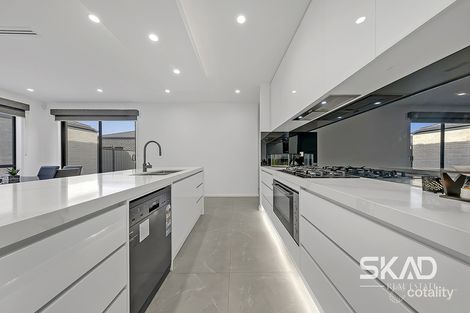 29 Schefflera St, Craigieburn, VIC 3064